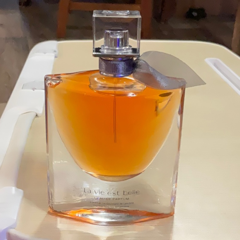 Lancôme la vie est belle perfume